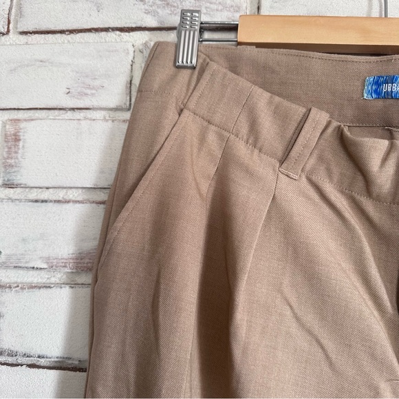 Urban Outfitters wide leg pleated front trouser pants size 4 - Picture 2 of 5